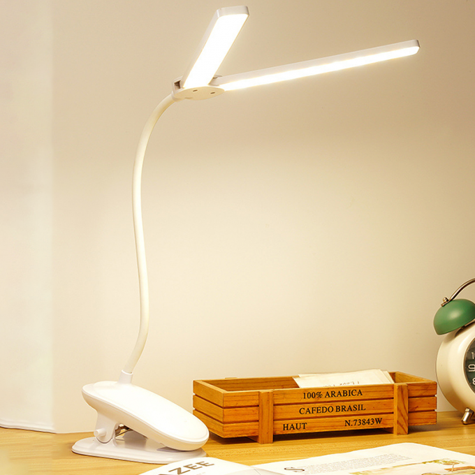 Clip 4000mAH Clamp LED Desk Lamp DC5V Led Eye Protection Table Lamp 0